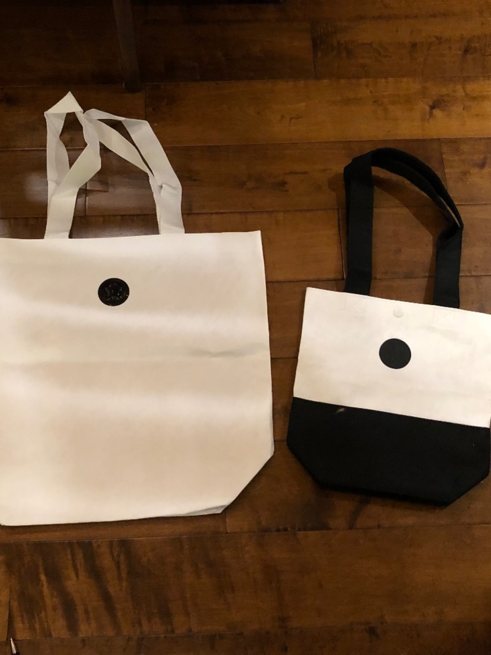Rare Collectable Lululemon reusable Shoppers